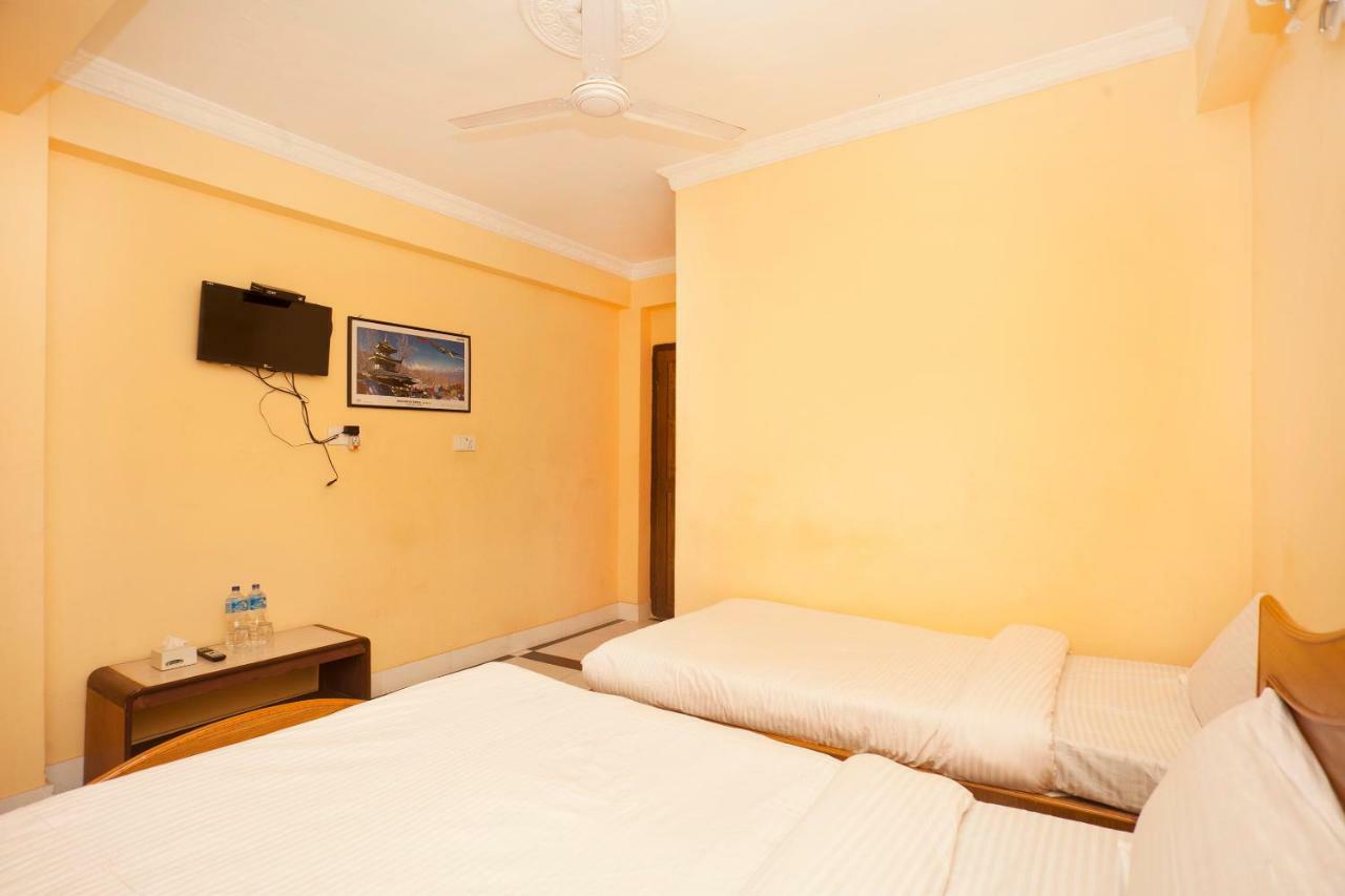 Spot On 397 Hotel Triveni Guest House Katmandu Kültér fotó