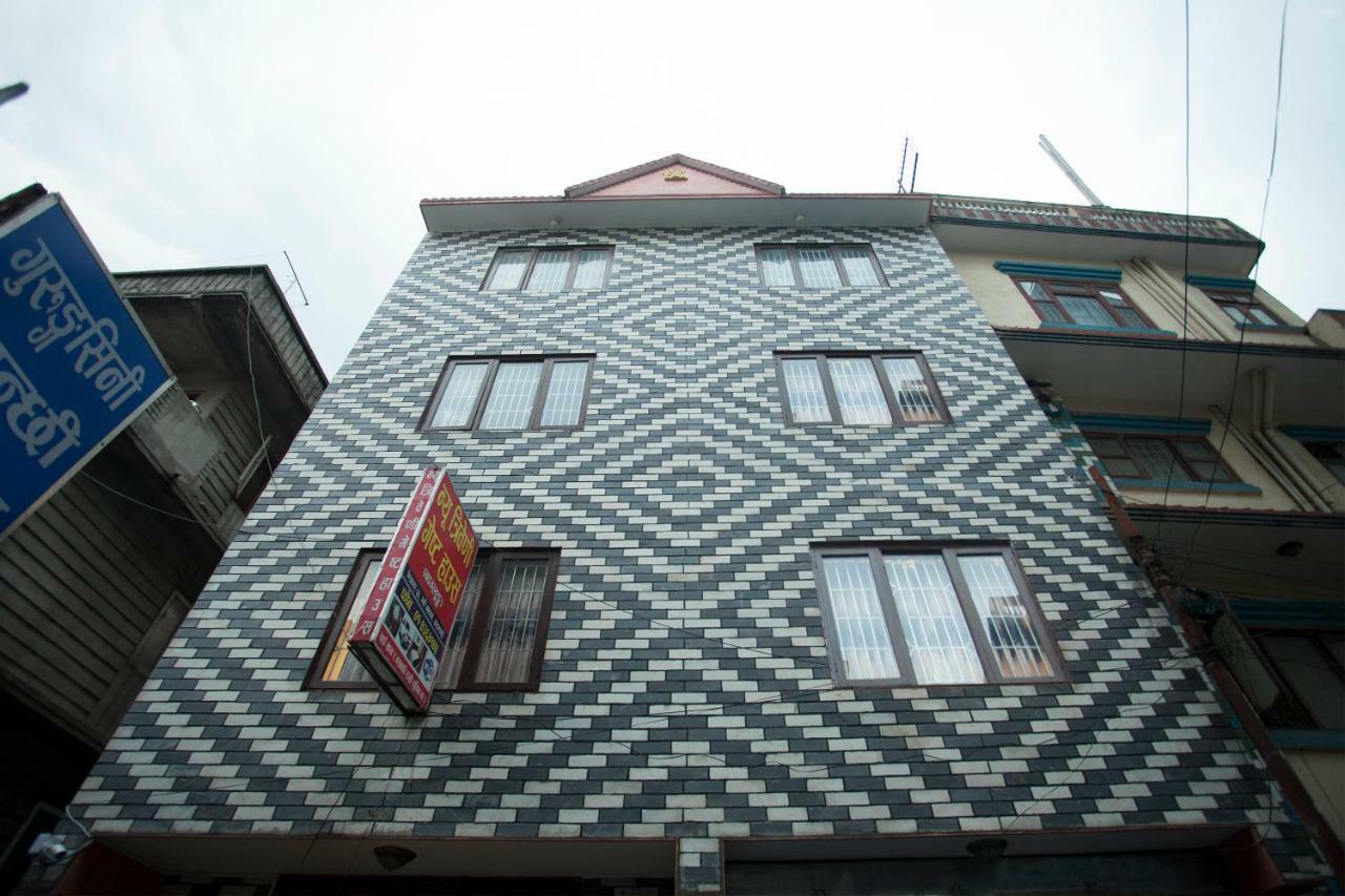 Spot On 397 Hotel Triveni Guest House Katmandu Kültér fotó